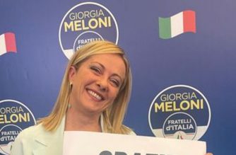 Olasz választás - A Meloni vezette jobboldal többséget szerzett a parlament mindkét házában a végleges eredmények szerint